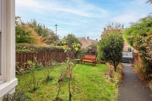 Photo 17- click for photo gallery